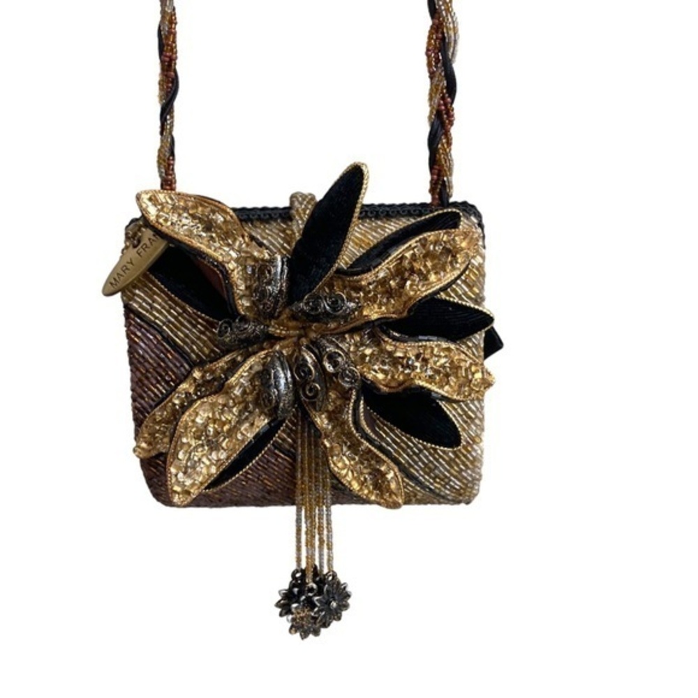 Mary Frances good and black flower sequined evening bag crossbody